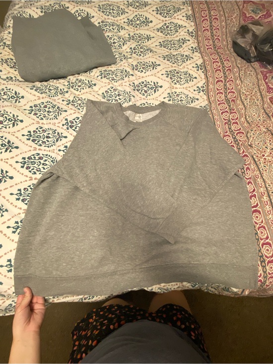 Terra & Sky Tops - Terra & Sky Heather Gray Crewneck Sweater